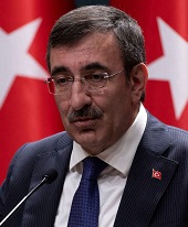 جودت يلماز: الاقتصاد يحافظ على مظهر متوازن رغم المشكلات