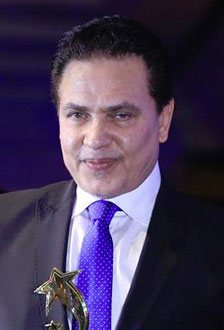 محمد رياض: الدورة تحمل اسم عادل إمام.. نحن لا نكرمه بل نحتفل به