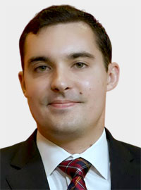 روبرت موجيلنيكي: الشركات تفكر في الحصول على موطئ قدم بالبلاد